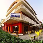 호텔 Gran San Bernardo - - Fronte Mare Con Cucina