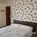 Gran San Bernardo - - Fronte Mare Con Cucina 호텔