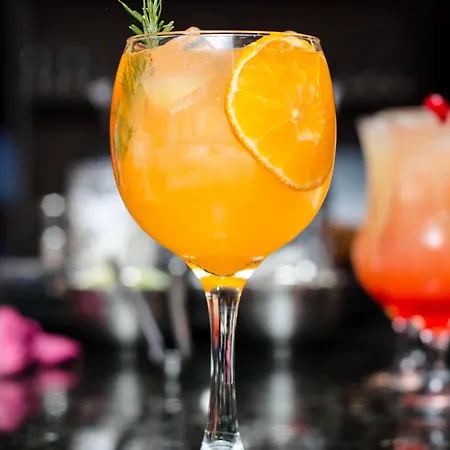Gran San Bernardo - - Fronte Mare Con Ristorante Hotel Riccione