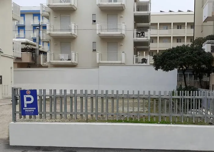 Hotel Gran San Bernardo - - Fronte Mare Con Cucina 3*