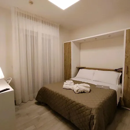 Gran San Bernardo - - Fronte Mare Con Cucina 3* Риччоне