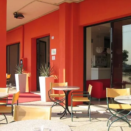호텔 Gran San Bernardo - - Fronte Mare Con Ristorante