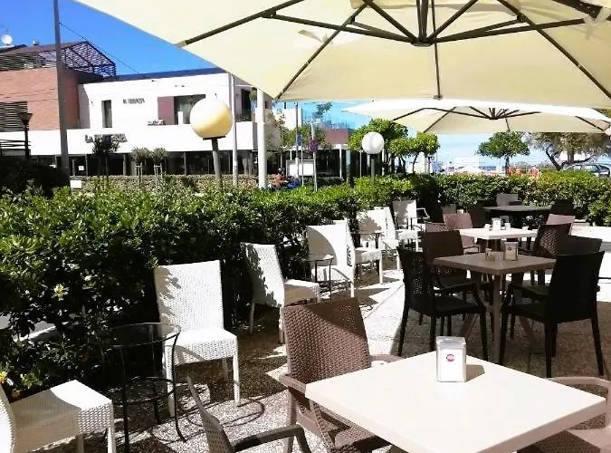 Hotell Gran San Bernardo - - Fronte Mare Con Cucina Riccione