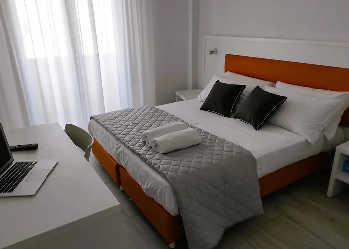 Gran San Bernardo - - Fronte Mare Con Cucina Hotell