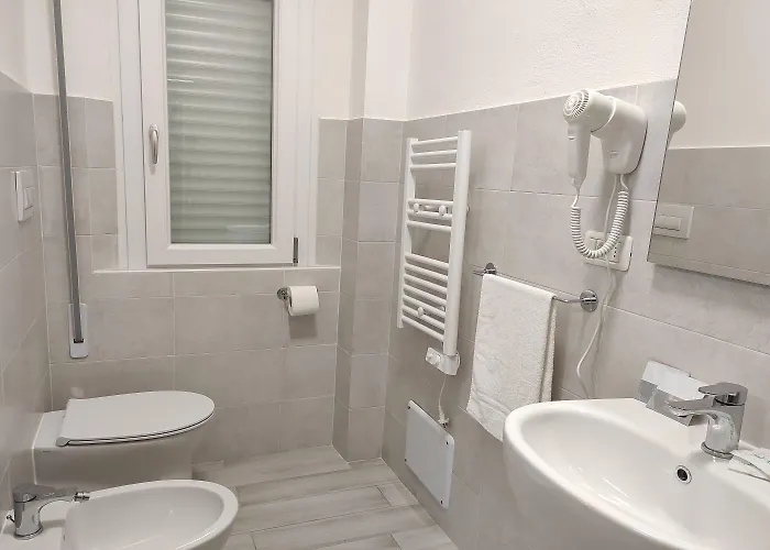 Gran San Bernardo - - Fronte Mare Con Cucina Hotell