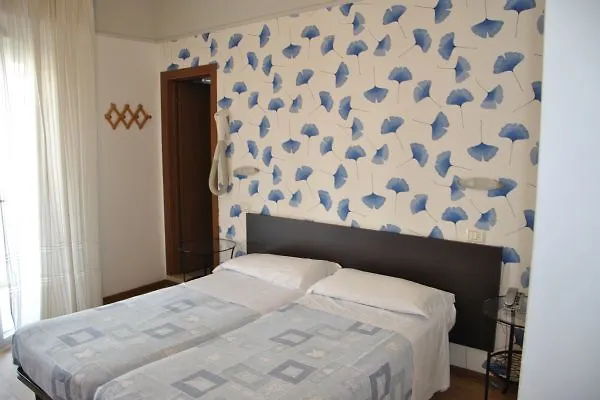 Gran San Bernardo - - Fronte Mare Con Cucina Hotell